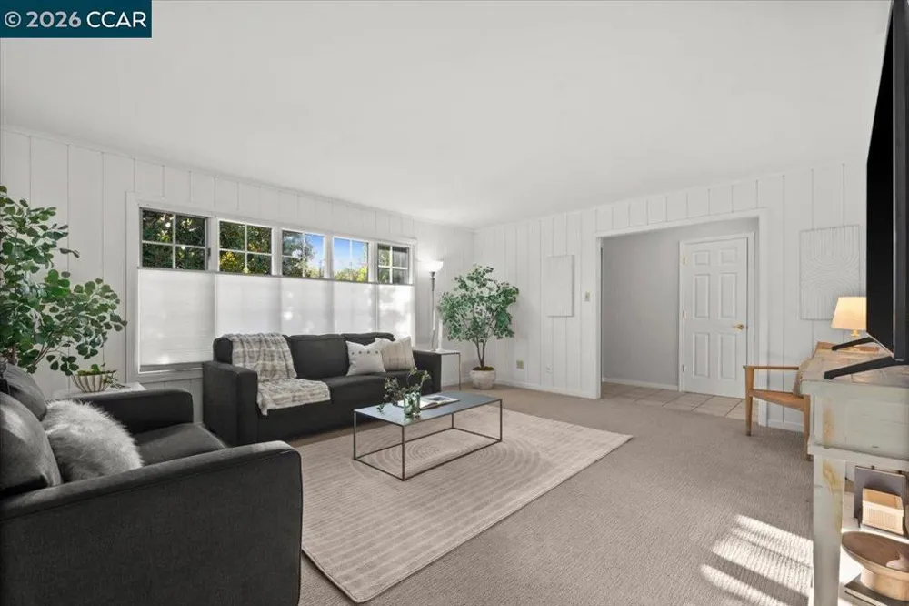 114 Combs Ln Vallejo, CA 94590