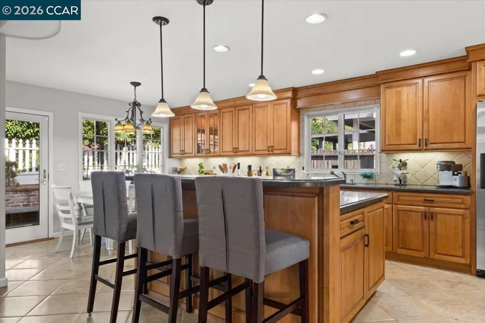 114 Combs Ln Vallejo, CA 94590