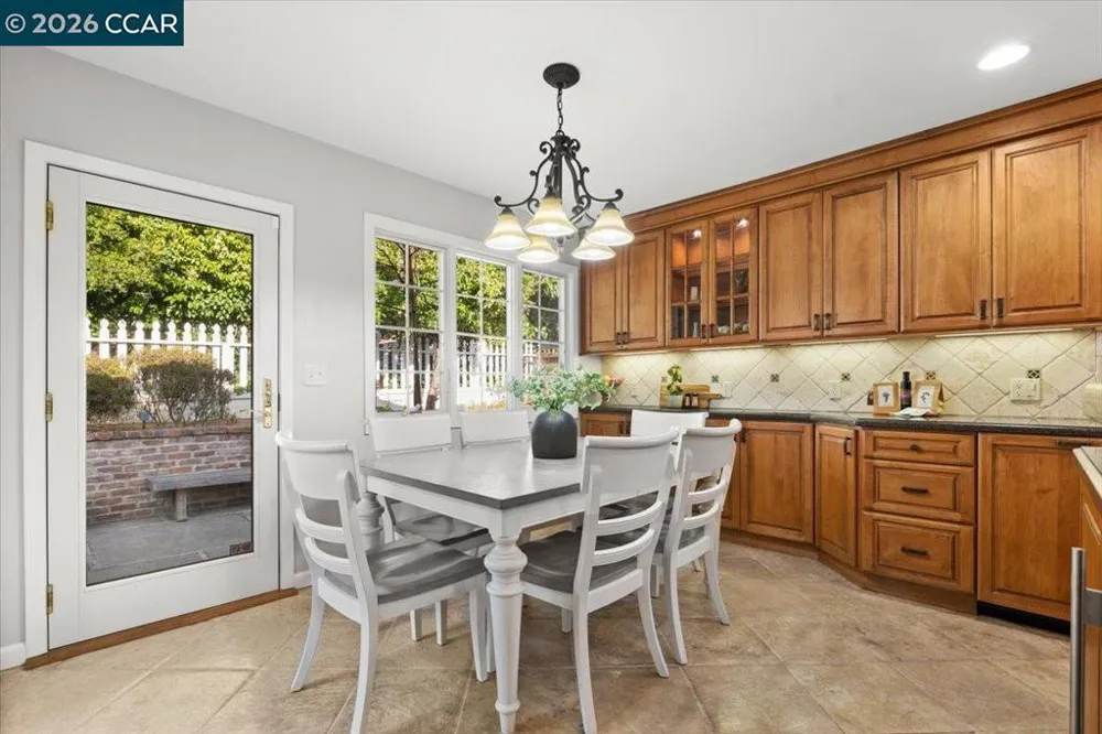 114 Combs Ln Vallejo, CA 94590