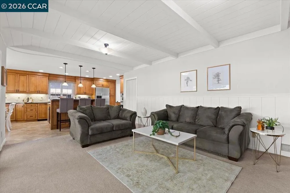 114 Combs Ln Vallejo, CA 94590