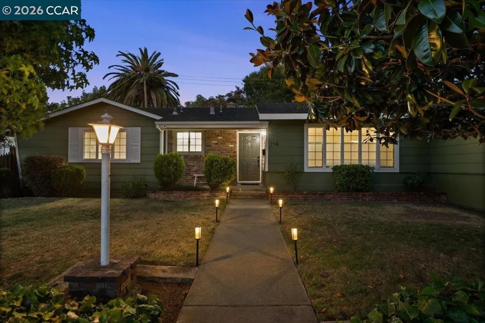 114 Combs Ln Vallejo, CA 94590