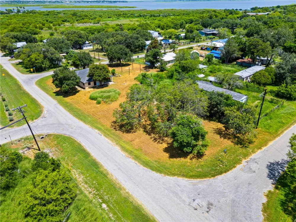 133 Lake Street Mathis, TX 78368