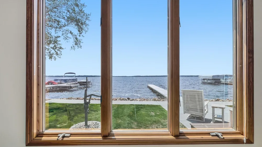 1027 E Lake Mitchell Drive Cadillac, MI 49601