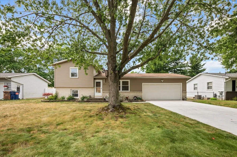 5077 Madison Avenue SE Kentwood, MI 49548