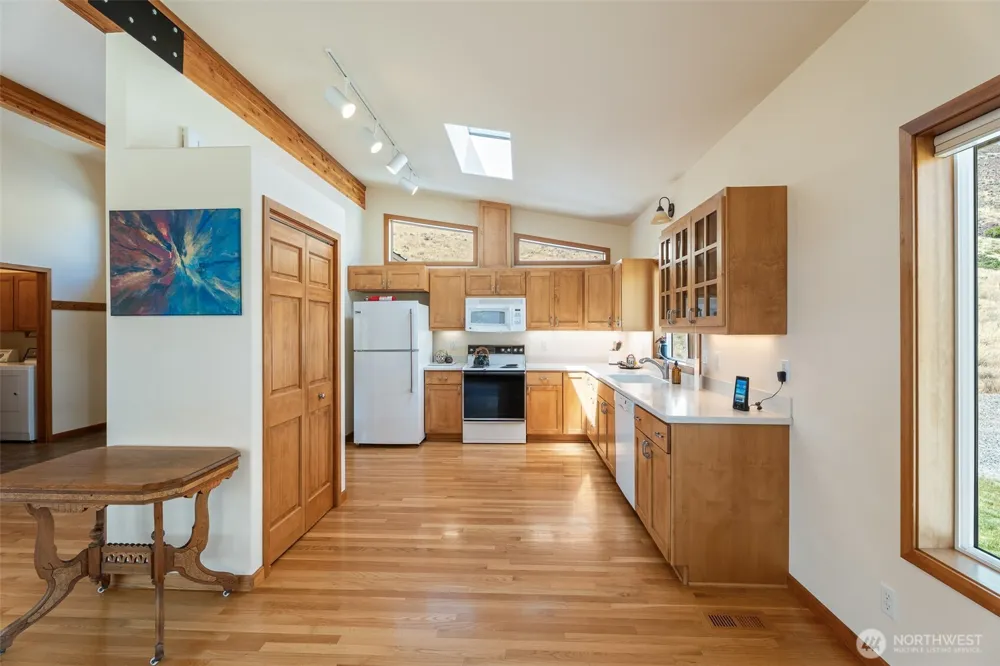 7400 Colockum Road Malaga, WA 98828
