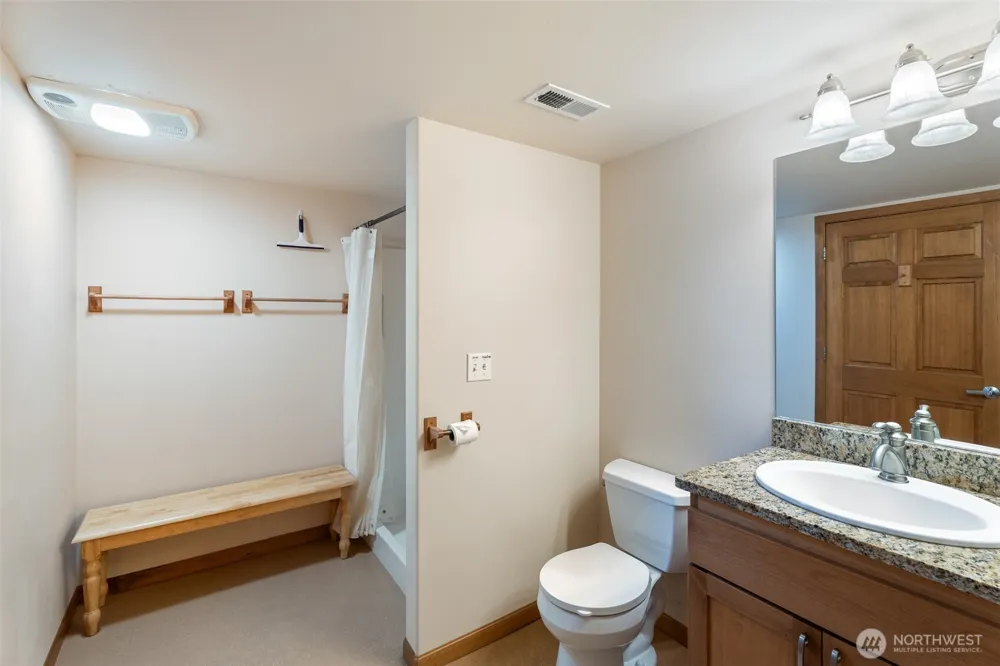 7400 Colockum Road Malaga, WA 98828