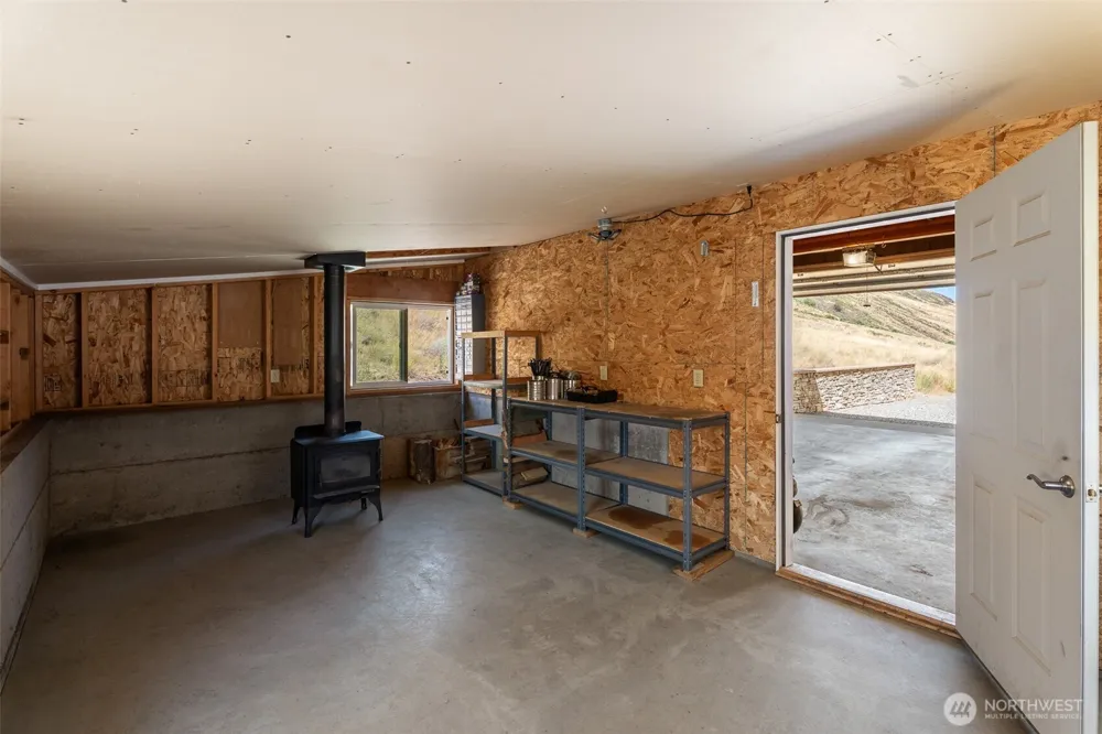 7400 Colockum Road Malaga, WA 98828