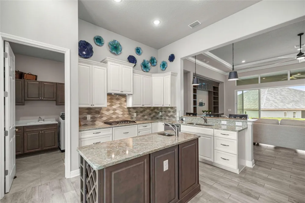 2371 PEAKVIEW LOOP Hernando, FL 34442