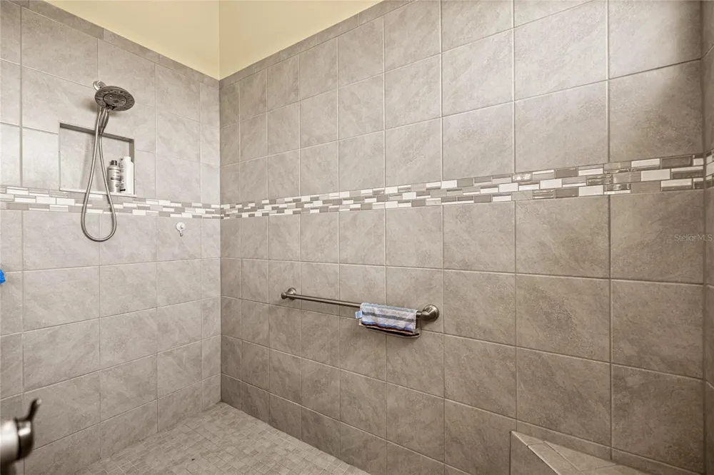 2371 PEAKVIEW LOOP Hernando, FL 34442