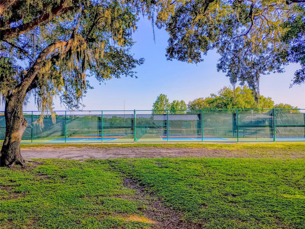 7208 HONEYSUCKLE DRIVE Sebring, FL 33876