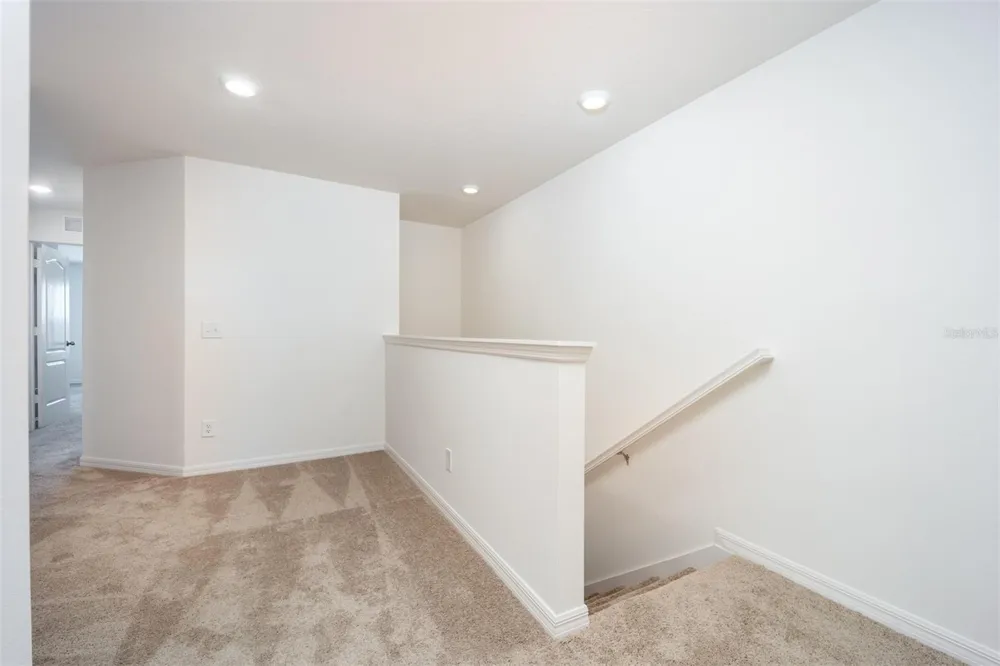 654 POPPY LANE Dundee, FL 33838