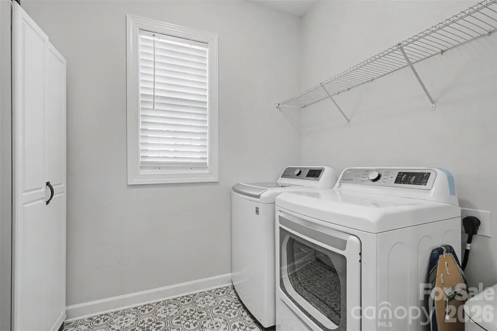 3826 Dahlia Drive Harrisburg, NC 28075