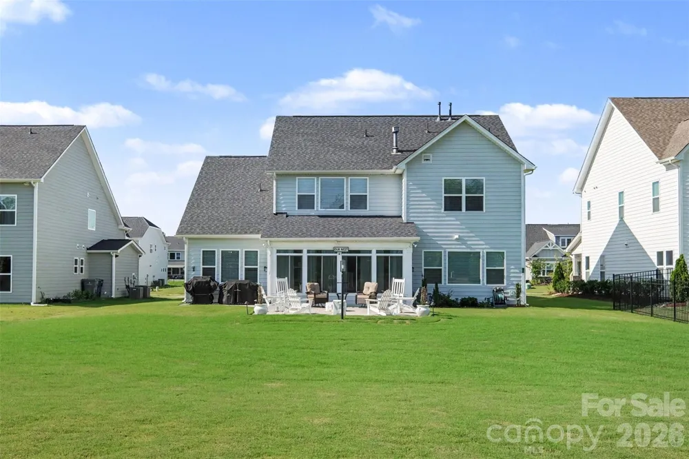 3826 Dahlia Drive Harrisburg, NC 28075