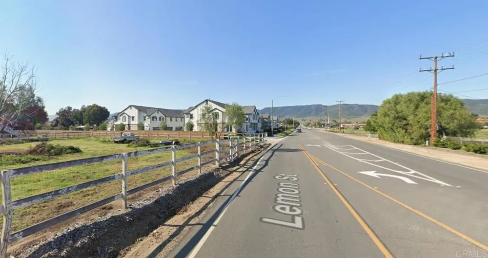 41885 Lemon Street Murrieta, CA 92562
