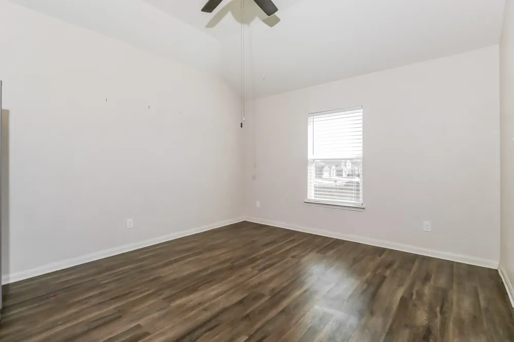 20017 Hubert R. Humphrey Road Manor, TX 78653