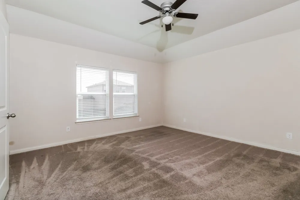 20017 Hubert R. Humphrey Road Manor, TX 78653