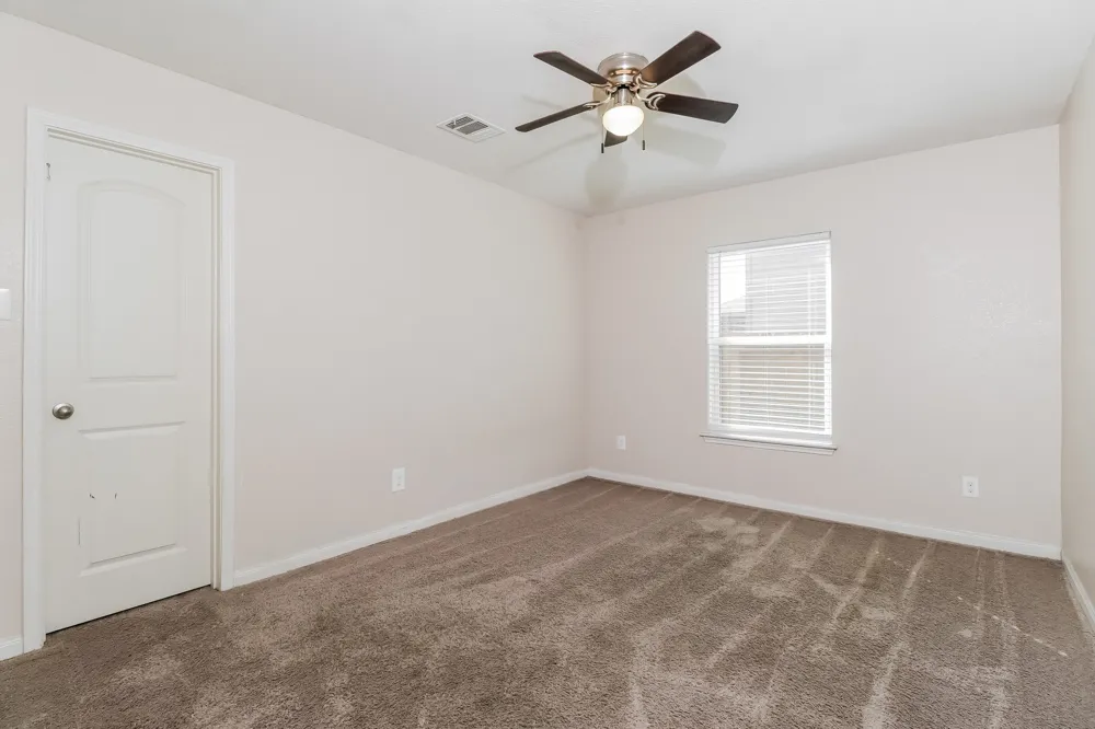 20017 Hubert R. Humphrey Road Manor, TX 78653