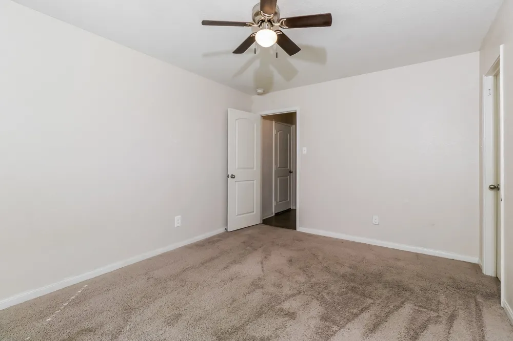 20017 Hubert R. Humphrey Road Manor, TX 78653
