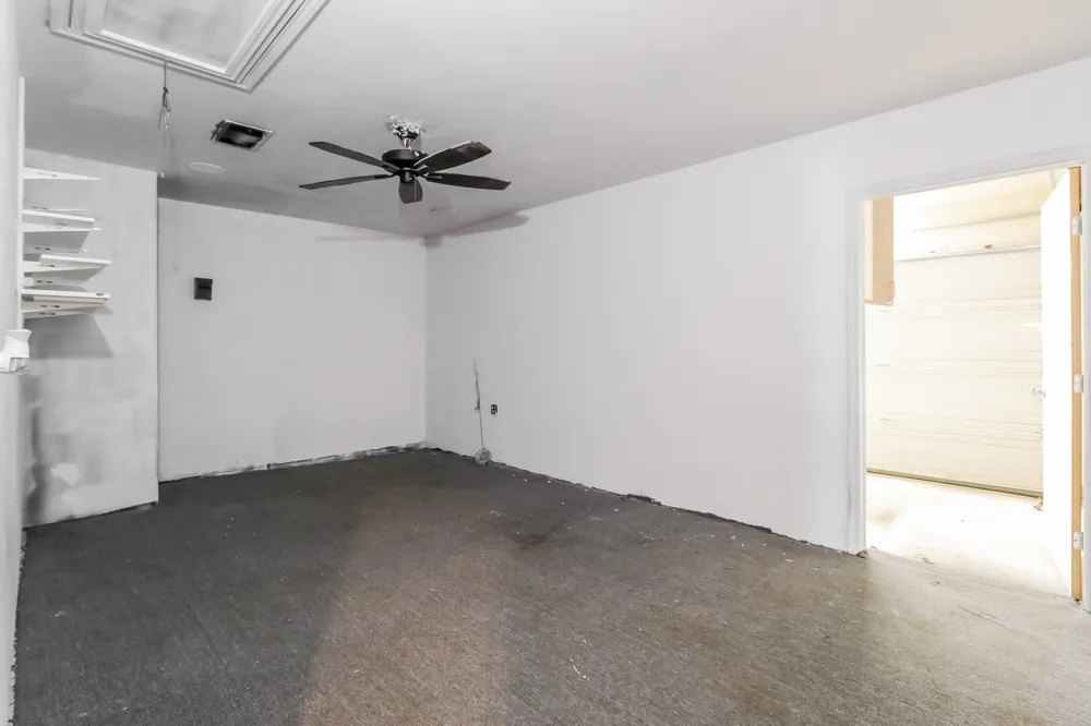 20017 Hubert R. Humphrey Road Manor, TX 78653