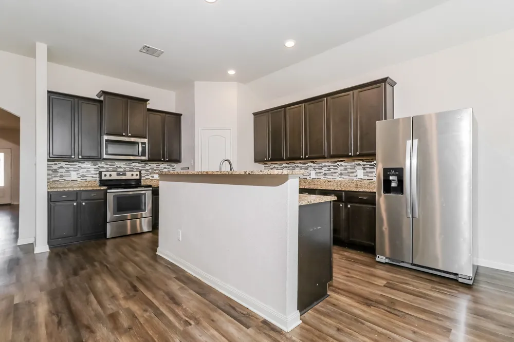 20017 Hubert R. Humphrey Road Manor, TX 78653