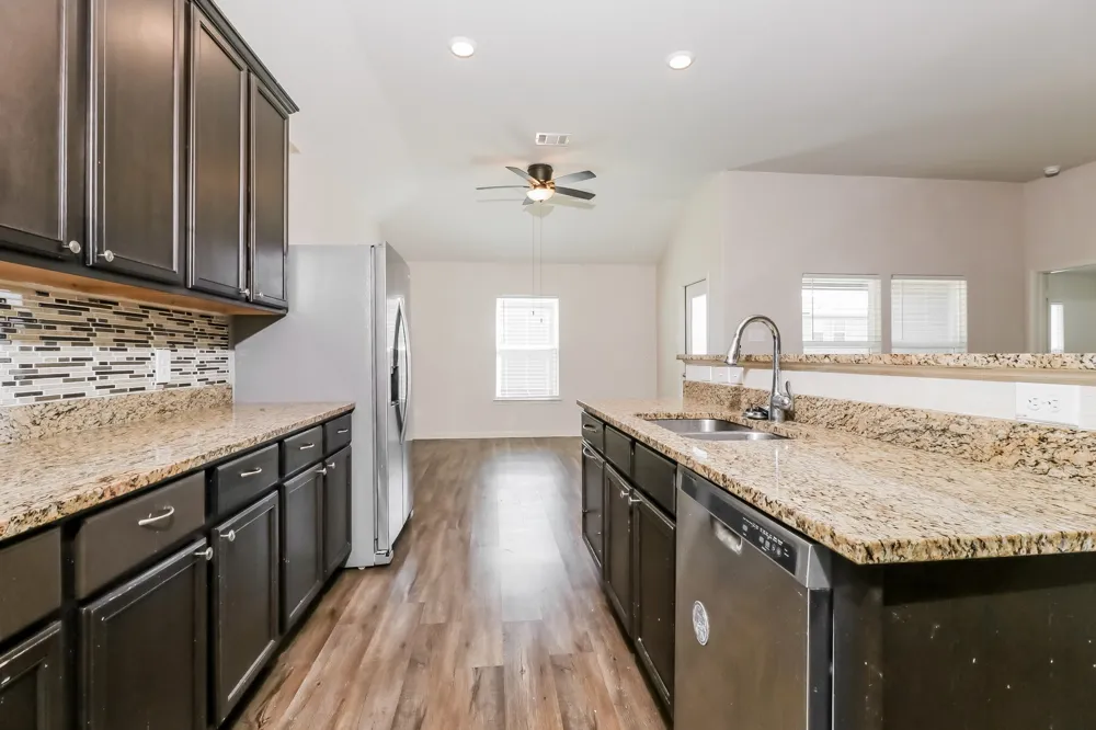 20017 Hubert R. Humphrey Road Manor, TX 78653