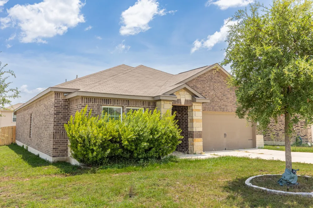 20017 Hubert R. Humphrey Road Manor, TX 78653