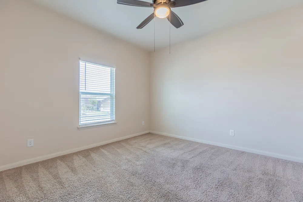 20017 Hubert R. Humphrey Road Manor, TX 78653