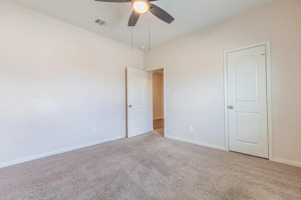 20017 Hubert R. Humphrey Road Manor, TX 78653