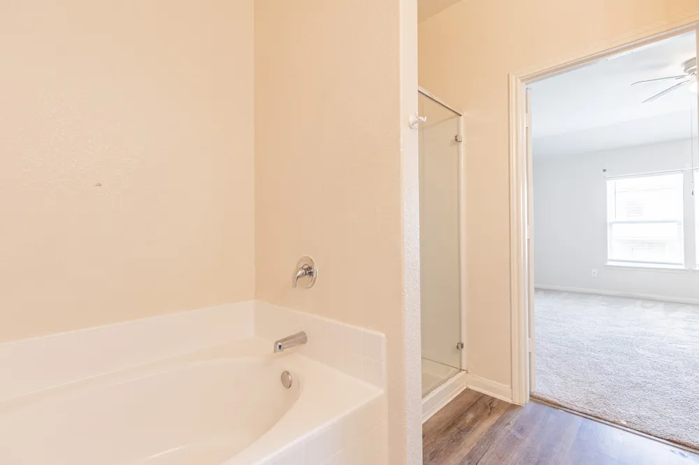 20017 Hubert R. Humphrey Road Manor, TX 78653