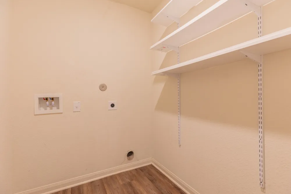 20017 Hubert R. Humphrey Road Manor, TX 78653