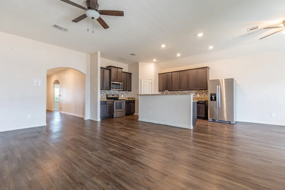 20017 Hubert R. Humphrey Road Manor, TX 78653