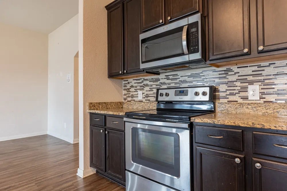 20017 Hubert R. Humphrey Road Manor, TX 78653