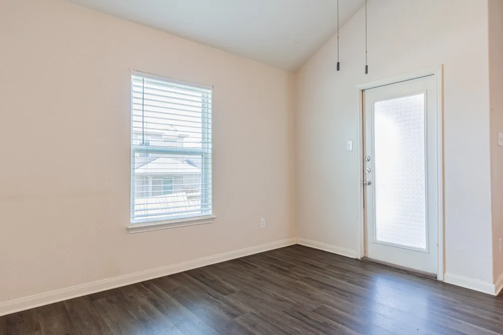 20017 Hubert R. Humphrey Road Manor, TX 78653