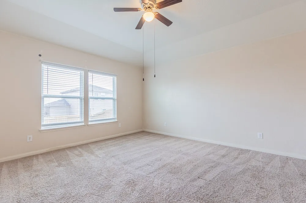 20017 Hubert R. Humphrey Road Manor, TX 78653