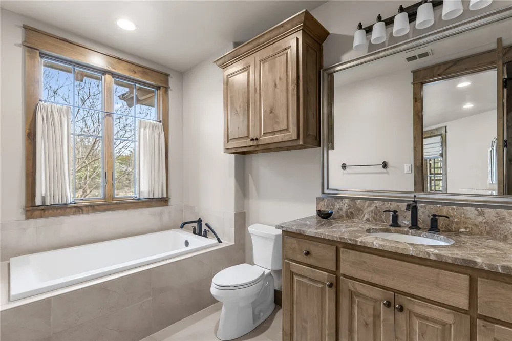 1064 Hidden Creek Drive Graford, TX 76449