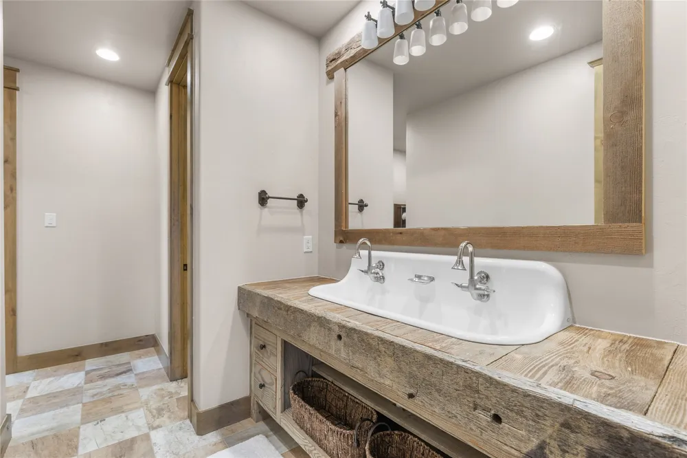 1064 Hidden Creek Drive Graford, TX 76449