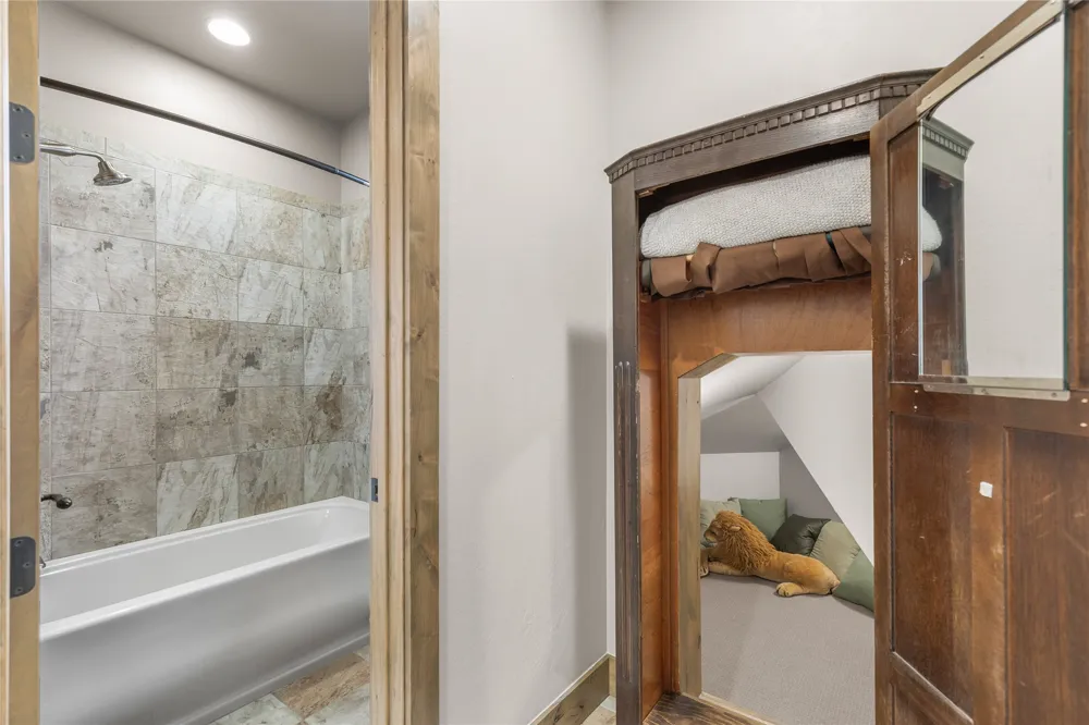 1064 Hidden Creek Drive Graford, TX 76449