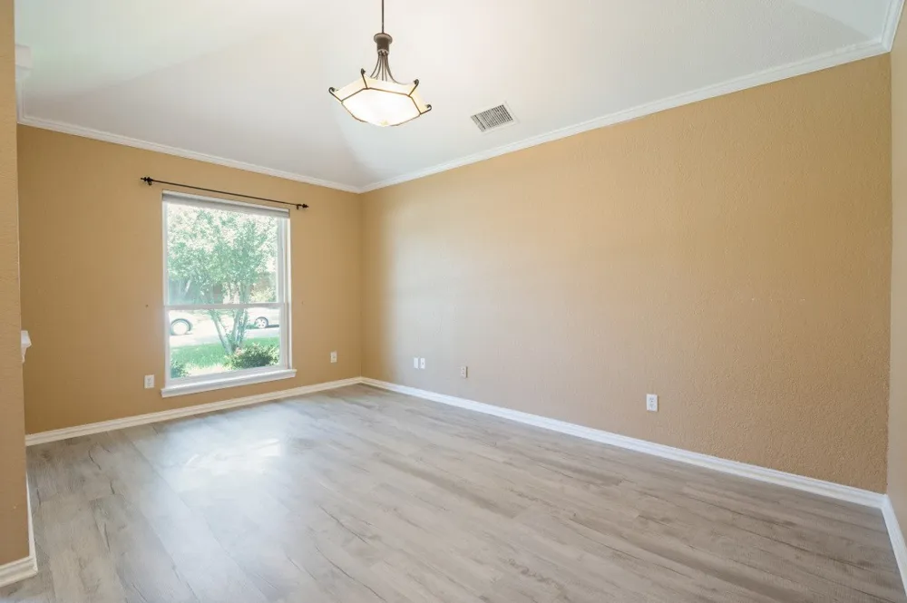 1306 River Birch Lane Carrollton, TX 75007