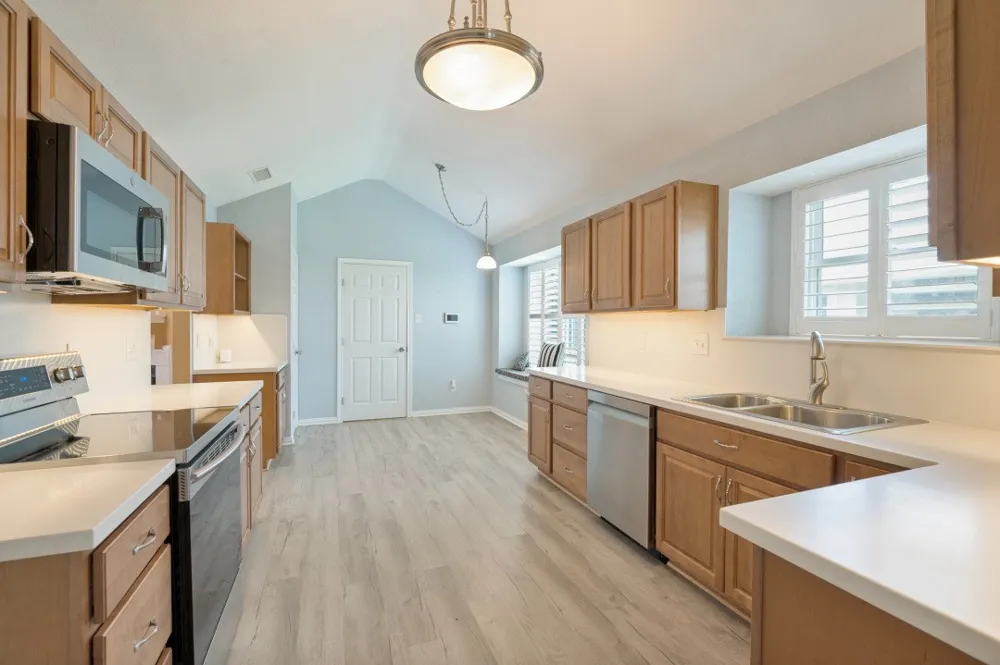 1306 River Birch Lane Carrollton, TX 75007