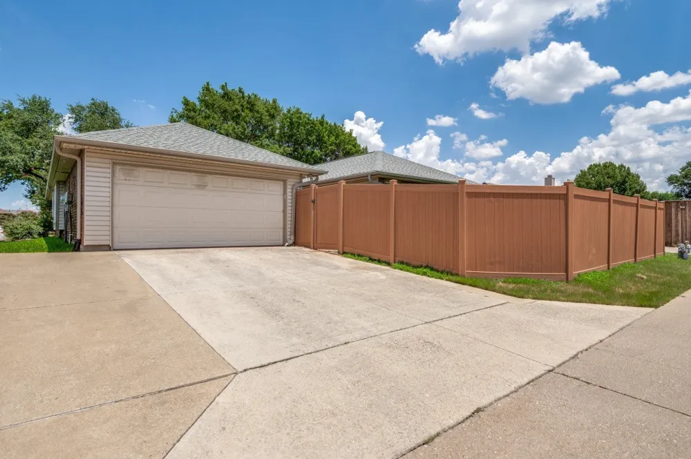 1306 River Birch Lane Carrollton, TX 75007