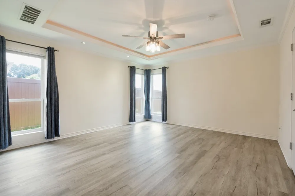 1306 River Birch Lane Carrollton, TX 75007