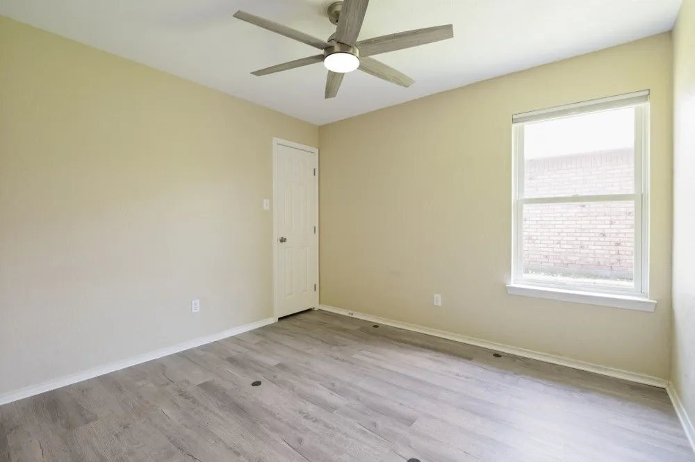 1306 River Birch Lane Carrollton, TX 75007