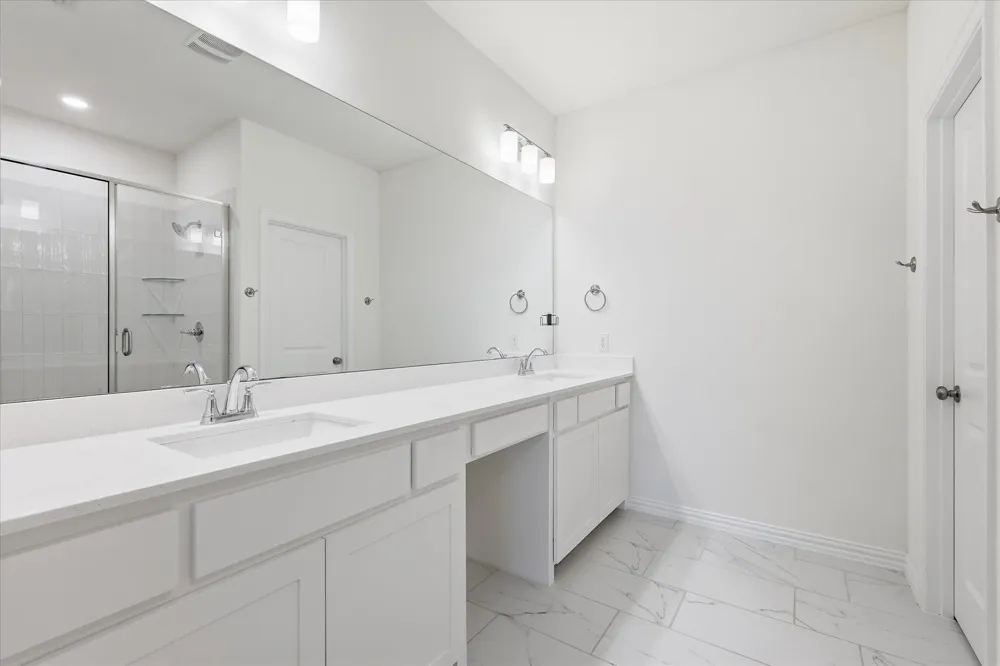 2537 Buttonbush Lane Garland, TX 75042