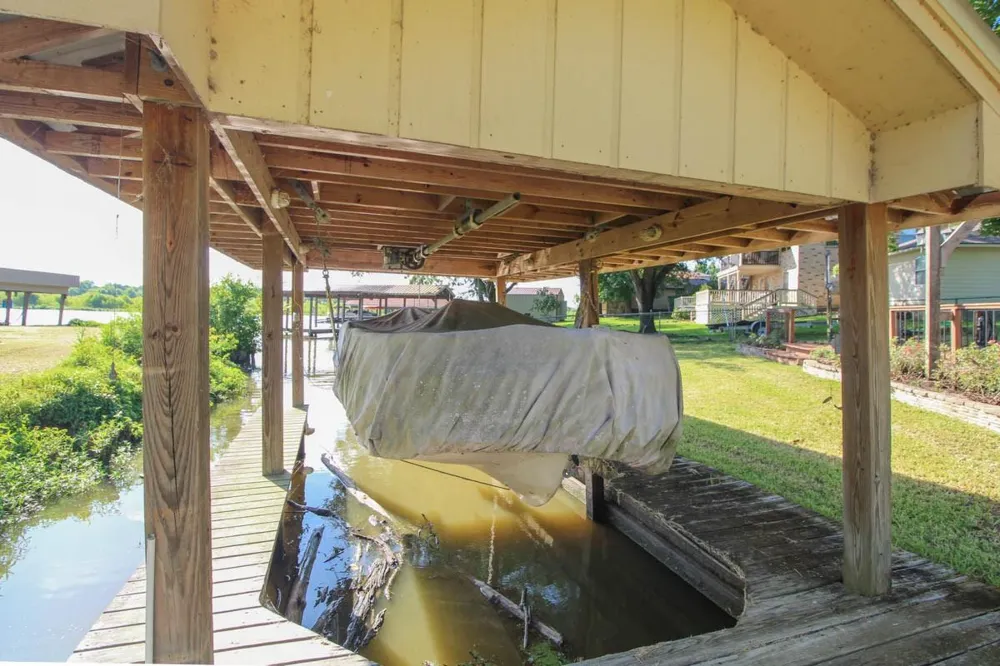117 Glade Onalaska, TX 77360