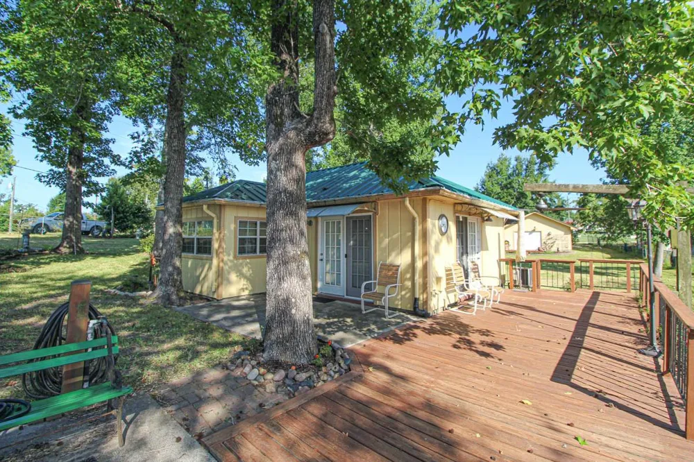 117 Glade Onalaska, TX 77360