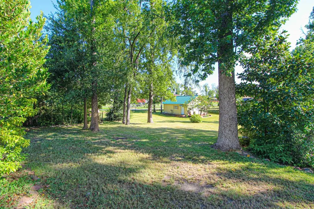 117 Glade Onalaska, TX 77360