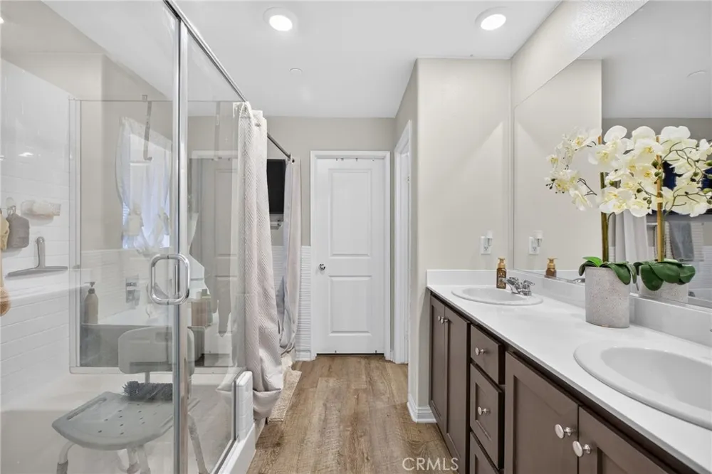 693 Rose Thorn San Jacinto, CA 92582