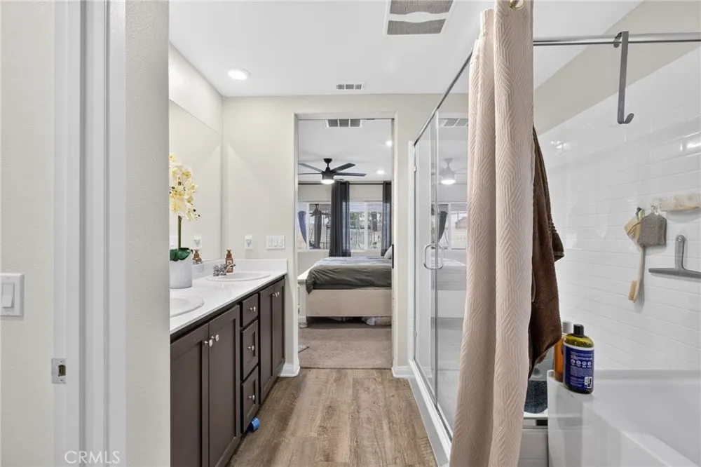 693 Rose Thorn San Jacinto, CA 92582