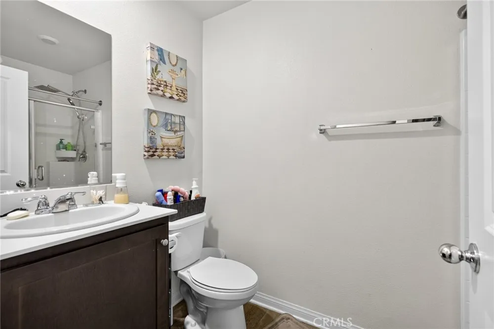 693 Rose Thorn San Jacinto, CA 92582