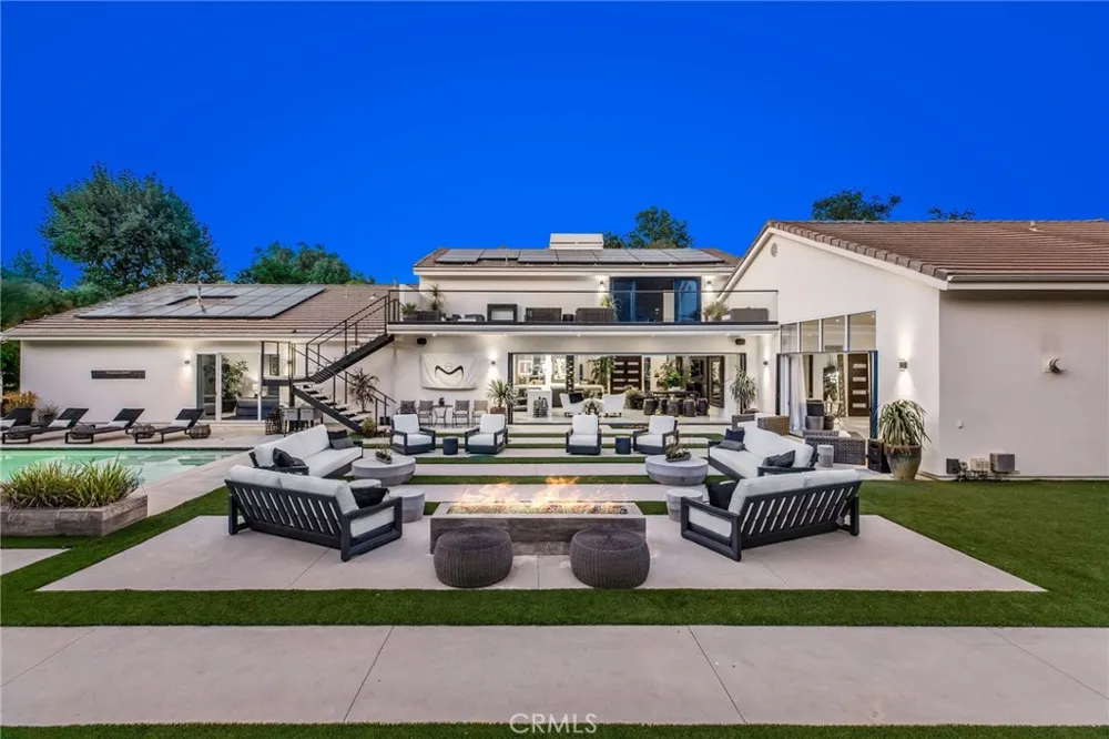 207 SADDLEBOW ROAD Bell Canyon, CA 91307